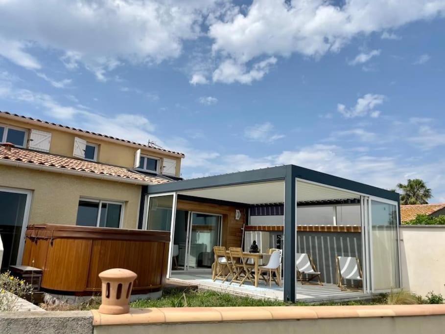 Villa Avec Spa & Vue Panomarique Sur L'Etang Pérols Exteriér fotografie
