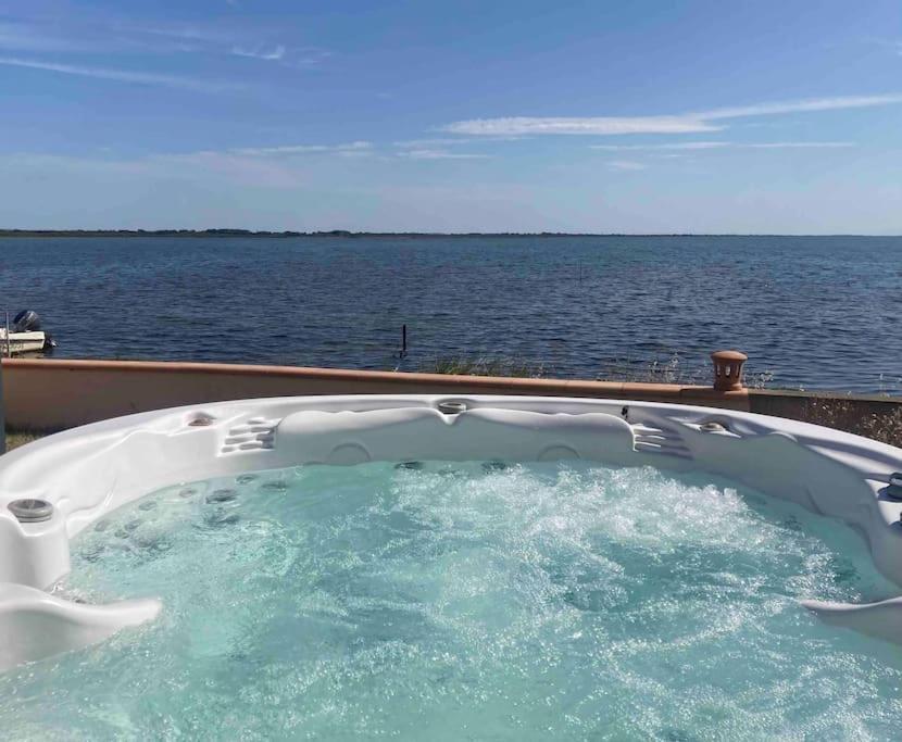 Villa Avec Spa & Vue Panomarique Sur L'Etang Pérols Exteriér fotografie